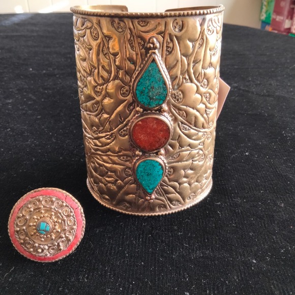 Iris Apfel & Bajalia Brass Turquoise & Coral Inlay HUGE Statement Cuff Bracelet - Picture 10 of 16